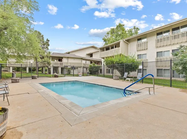 2707 Valmont Rd #202C, Boulder, CO 80304