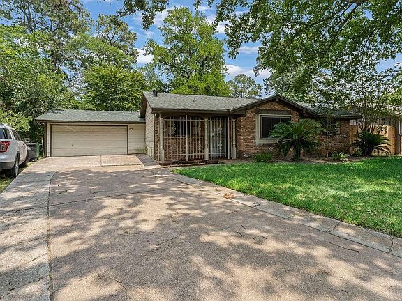 2nd image of 10522 Rockaway Dr