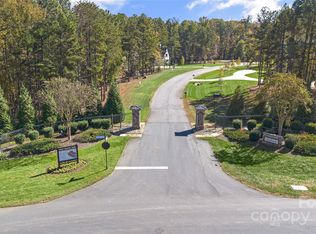 6108 Volte Dr UNIT 100, Charlotte, NC 28227