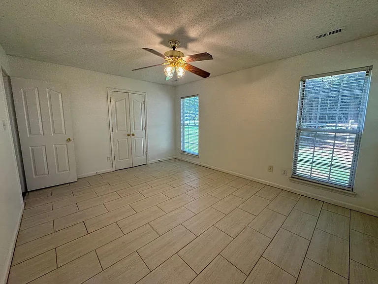 4412 David Cox Rd — Photo 8