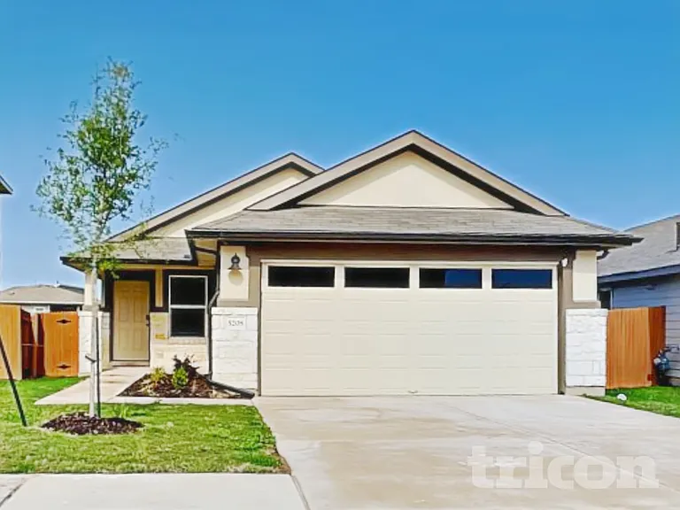 5208 Saddle Club Dr — Photo 1