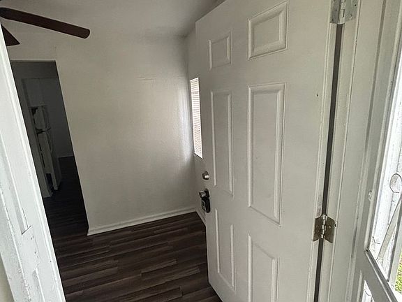 2nd image of 817 E Avenue A