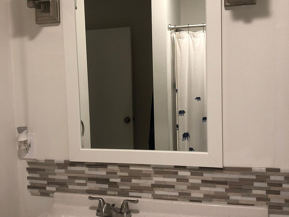 2nd image of 330 Horsepound Rd