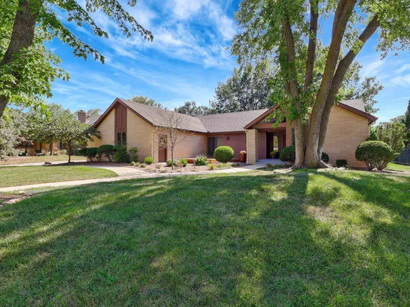8909 E Boxthorn St, Wichita, KS 67226