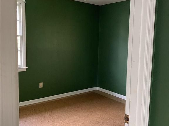 5th image of 413 Hibernia Pl