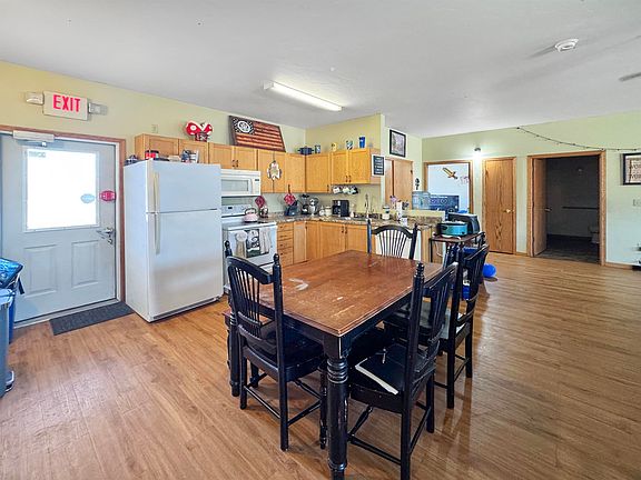 2nd image of W7840 Airport Rd