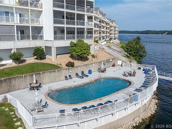 4th image of 5450 Christopher Ln #412