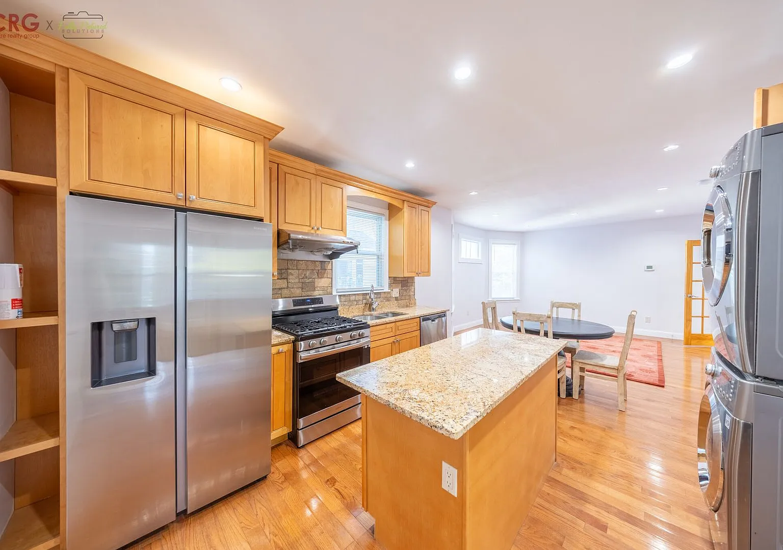 Bright and Sunny 3 bed 1 bath — Photo 4