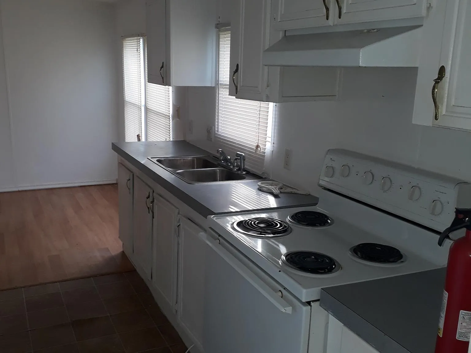 2 bed, 1160 sqft, $1,800 — Photo 4