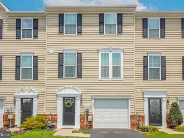 200 Stone Hill Dr, Pottstown, PA 19464