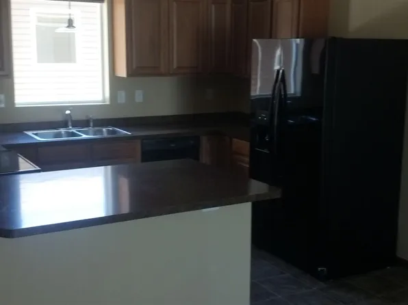 120 Santee Rd, Bismarck, ND 58504