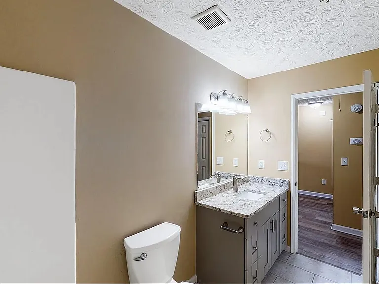 1011 Travelers Trl NW — Photo 25