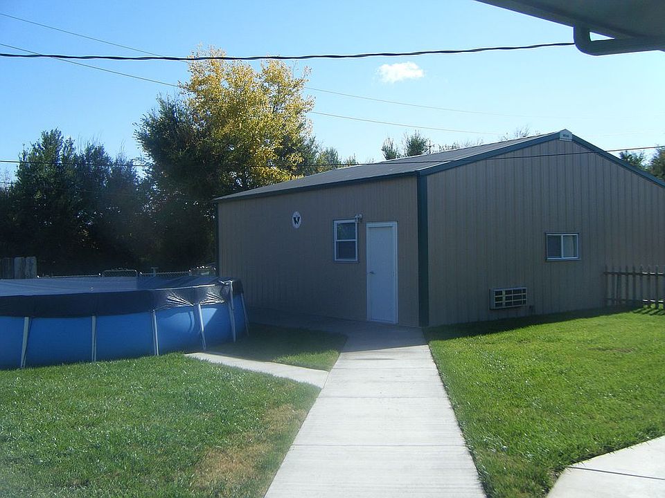 30x30 Wick building; Above ground pool