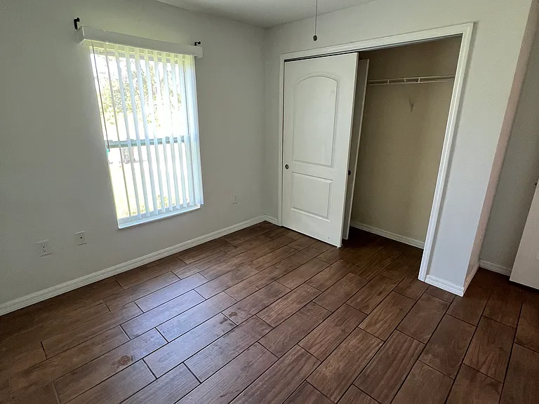 1624 Javier St SE #B — Photo 3