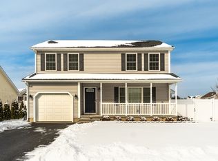 36 Wells St, Springfield, MA 01104