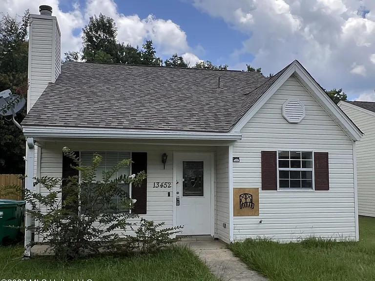 13452 Windridge Dr — Photo 1