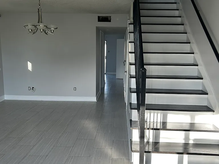2745 Tupelo St — Photo 15