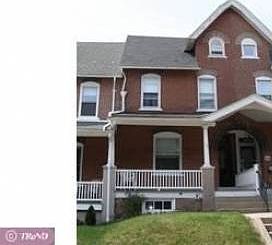 1st image of 229 Noble St