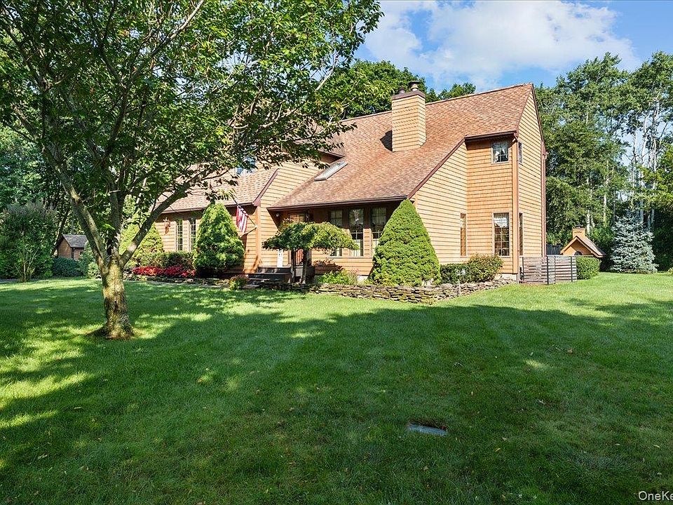1st image of 595 Greenfields Lane