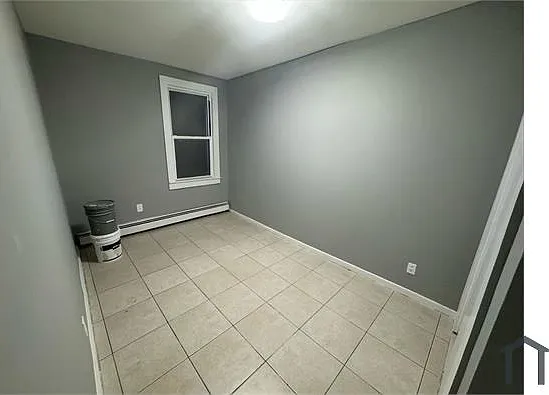 817 Summer Ave #2 — Photo 4