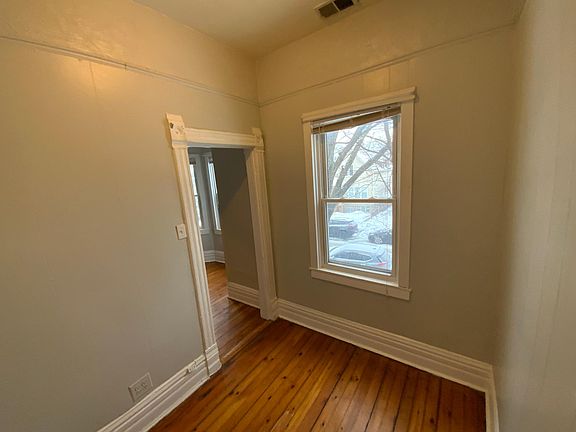 5th image of 2536 W Shakespeare Ave APT 2F