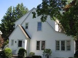 128 5th Ave, Caroga Lake, NY 12032