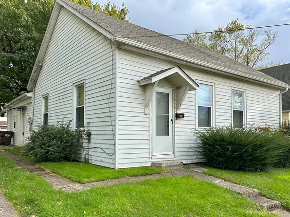 29 High St, North Vernon, IN 47265