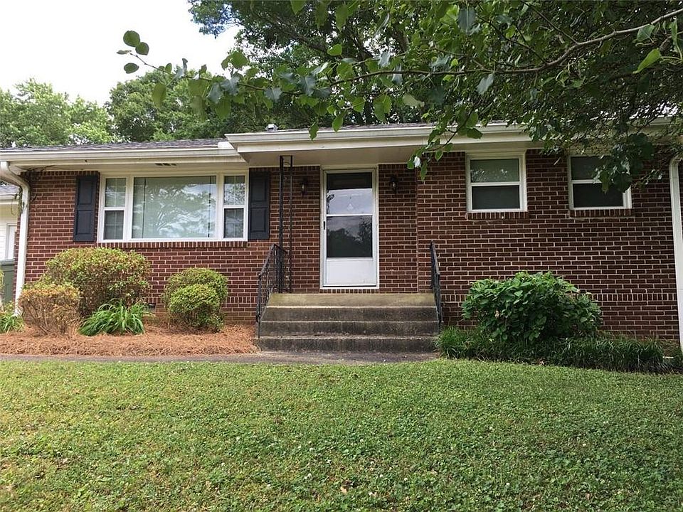 1st image of 3677 Wisteria Ln SE