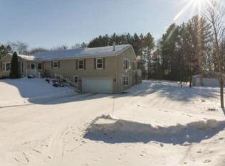 23955 Clover Ln, Shorewood, MN 55331