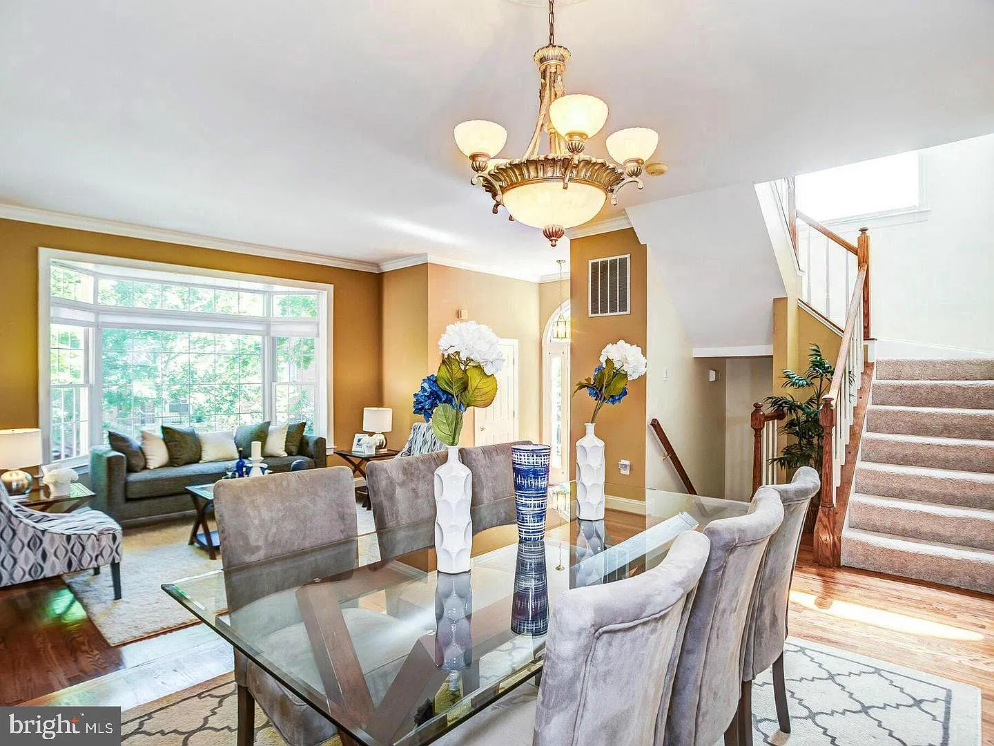 4 bed, 3.5 bath, 2792 sqft, $4,000 — Photo 4