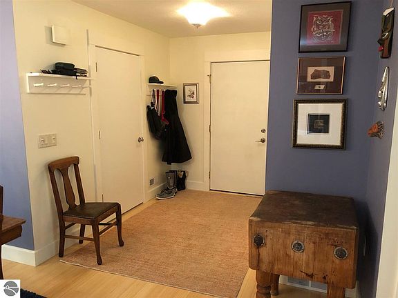 3rd image of 14346 Woburn Dr