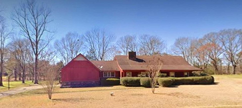 2nd image of 1090 Westbury Sq