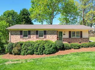 1412 E Perry St, Gastonia, NC 28054