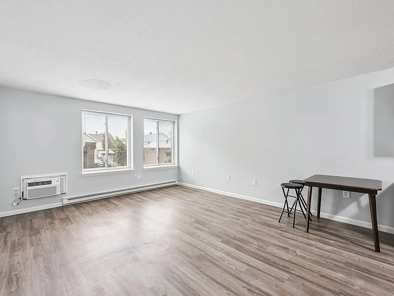 356 Franklin Ave #4 — Photo 8