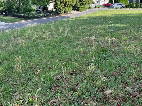12 Ridge Park Dr NE, Cleveland, TN 37311