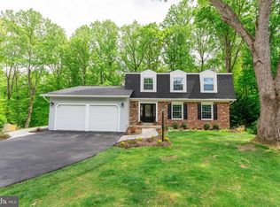 7001 Barnacle Pl, Burke, VA 22015