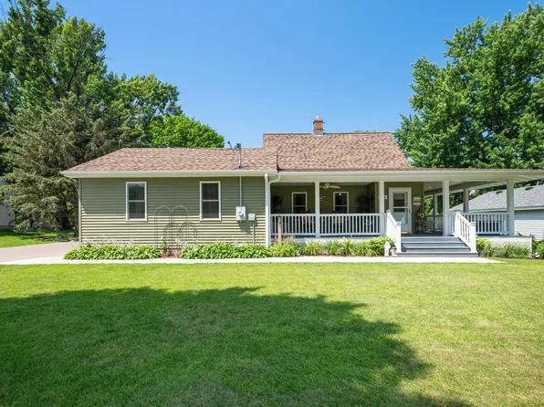 2829 Noel Dr, Little Canada, MN 55117