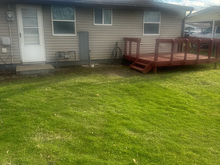 518 Clayton St — Photo 6