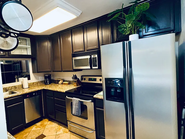 840 Turquoise St #111 — Photo 9