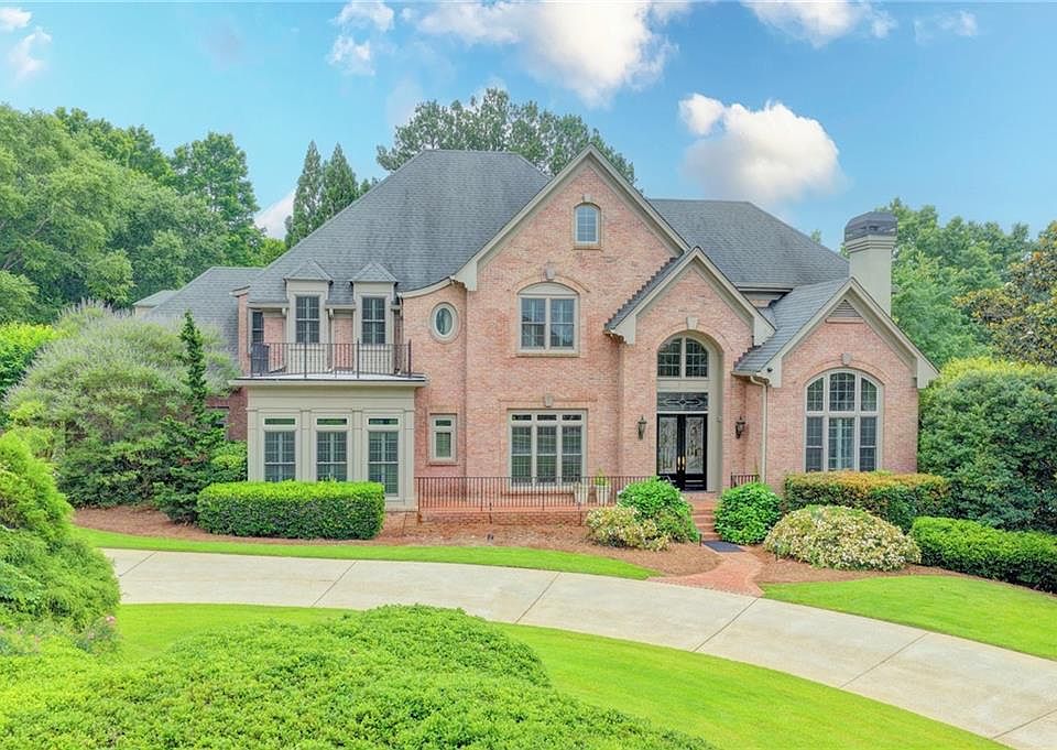1st image of 2320 Sugarloaf Club Dr