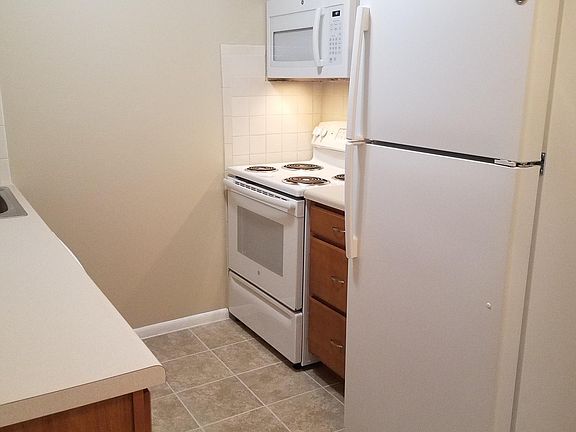 5th image of 10371 Sannois Dr APT 7