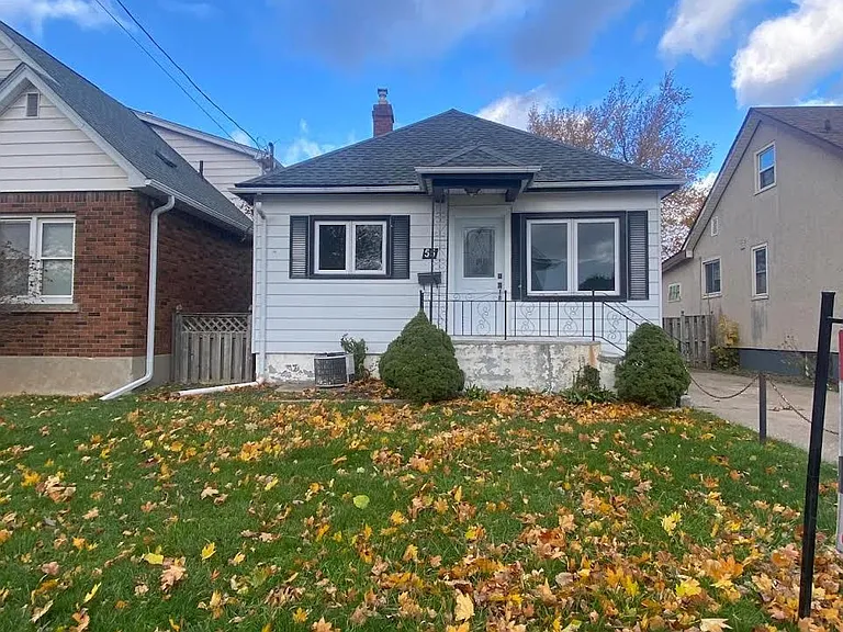 55 Hamilton St — Photo 2