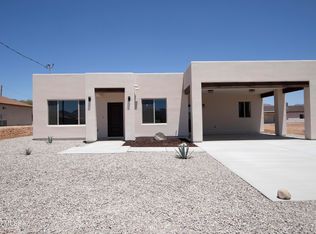 1863 Valentino Ct, Rio Rico, AZ 85648