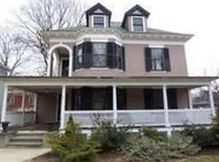 12 Lenox St, Worcester, MA 01602