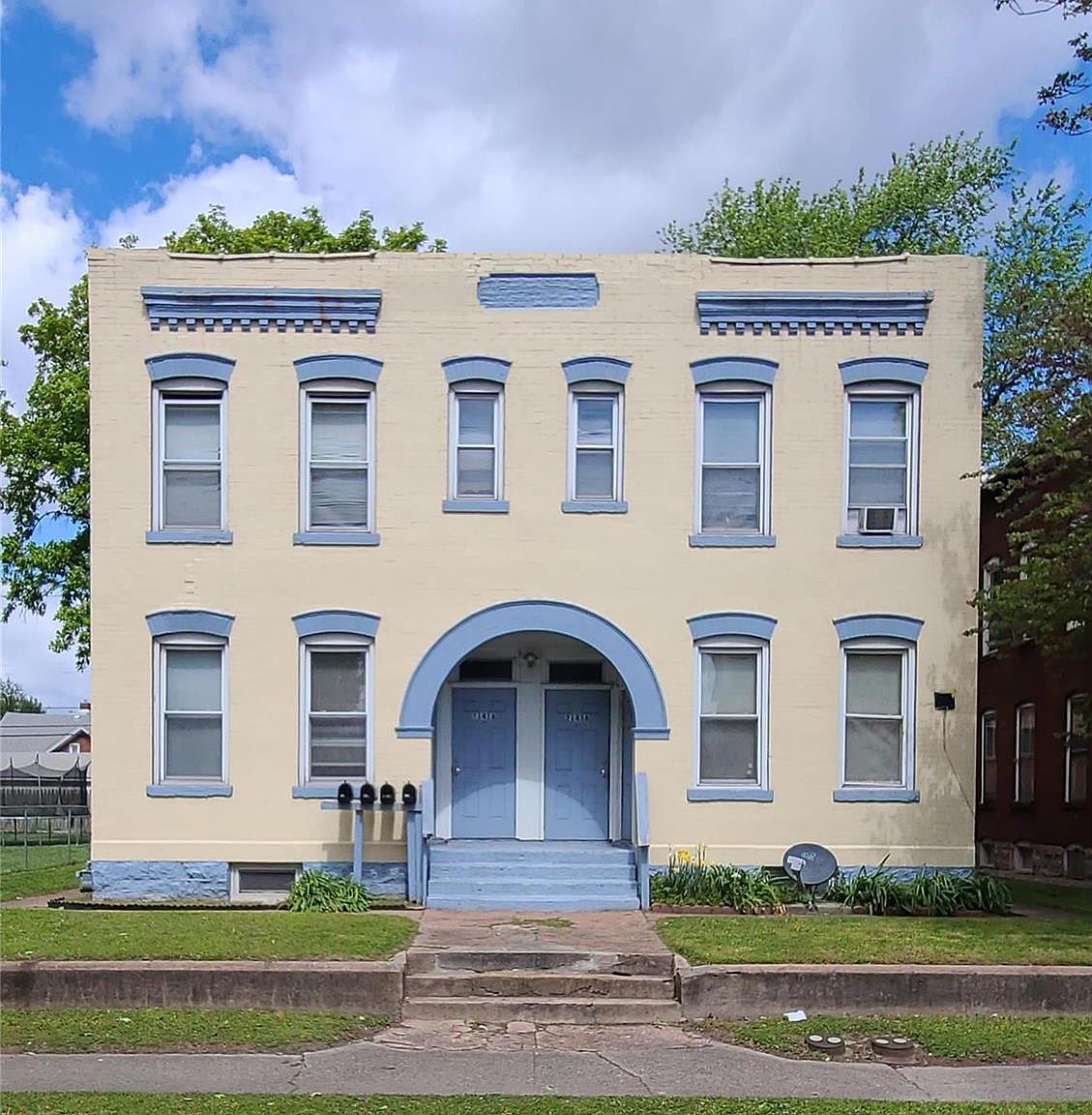 2141 Edison Ave, Granite City, IL 62040 Zillow