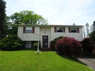 250 Wren Dr, Greensburg, PA 15601