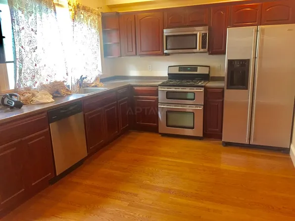 10 Whipple St #10, Somerville, MA 02144