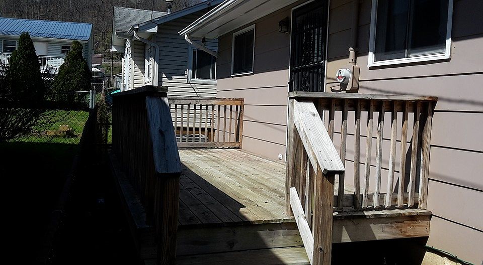 Side Deck 71/2  X 15 1/2 Ft