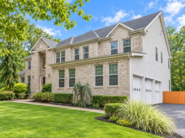 3 Boulder Creek Ct, Jackson, NJ 08527