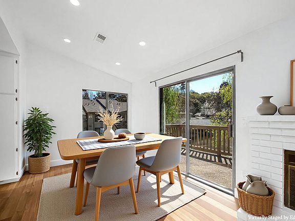 5th image of 802 Dover